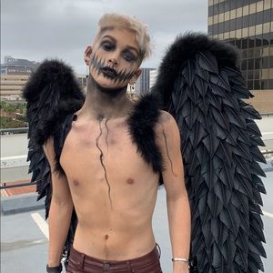 Meet your Posher, Ethan